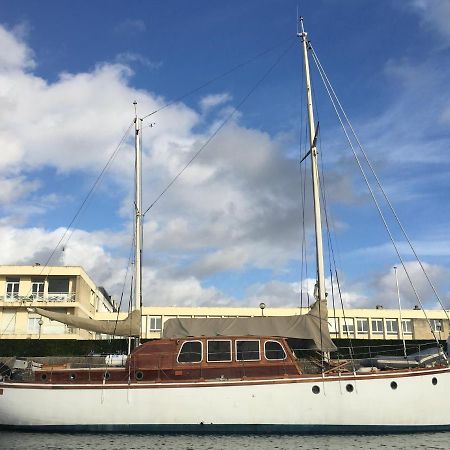 Port Deauville Yacht Vintage Luaran gambar