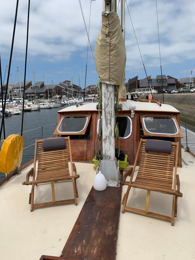 Port Deauville Yacht Vintage Luaran gambar