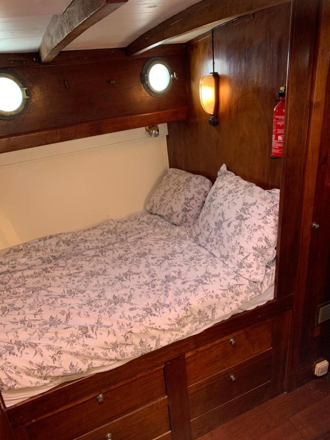 Port Deauville Yacht Vintage Luaran gambar