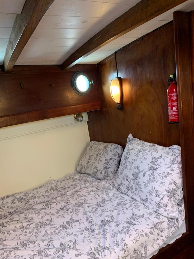 Port Deauville Yacht Vintage Luaran gambar